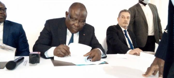 Cissé Bacongo catégorique : « Je suis contre la limitation des mandats, car cela peut conduire à l'élection d'un président par défaut » Cissé Bacongo catégorique : « Je suis contre la limitation des mandats, car cela peut conduire à l'élection d'un président par défaut »