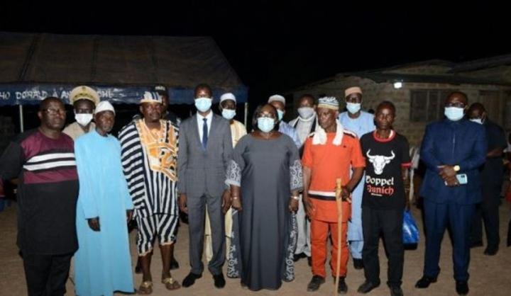 Un an après le conflit communautaire survenu à Petit Guiglo, autochtones Wê et allogènes Maliens continueraient à se regarder en chien de faïence Un an après le conflit communautaire survenu à Petit Guiglo, autochtones Wê et allogènes Maliens continueraient à se regarder en chien de faïence