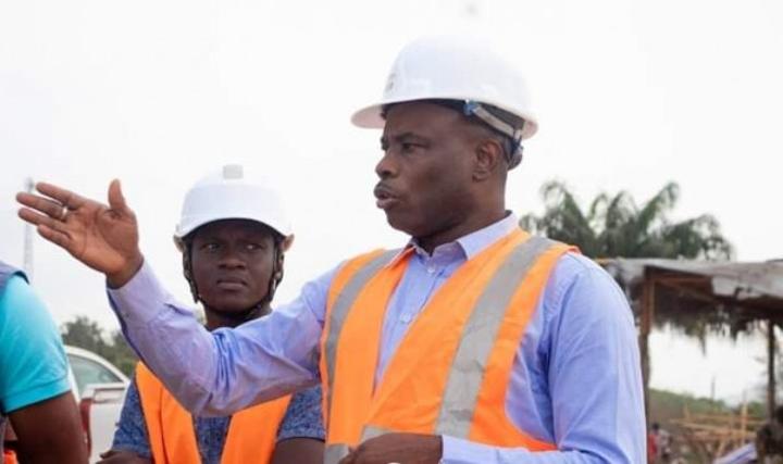 Grosse lenteur dans l'exécution des travaux à Danané, le maire Ouattara Lacina interpelle l'AGEROUTE Grosse lenteur dans l'exécution des travaux à Danané, le maire Ouattara Lacina interpelle l'AGEROUTE