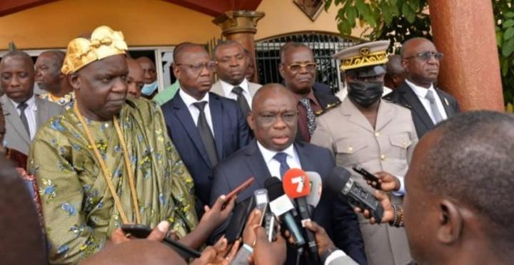 Face à KKB, le peuple Abouré se dit abandonné et mis à l'écart quant aux retombées des ressources naturelles de Bonoua Face à KKB, le peuple Abouré se dit abandonné et mis à l'écart quant aux retombées des ressources naturelles de Bonoua