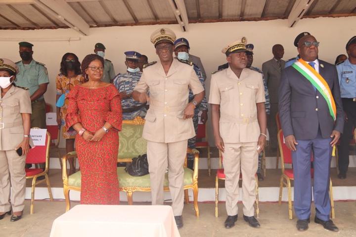 Le préfet appelle les populations de Niablé à la cohésion sociale Le préfet appelle les populations de Niablé à la cohésion sociale