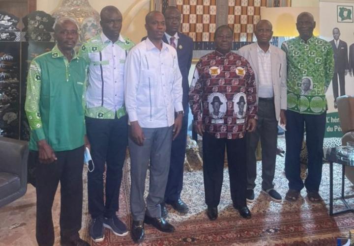 Daoukro, Bédié félicite le maire de Diabo pour ses actions de développement initiés pour la population Daoukro, Bédié félicite le maire de Diabo pour ses actions de développement initiés pour la population
