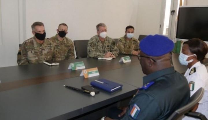 Le Commandant du Commandement des Opérations Spéciales des USA en visite à Abidjan confie : « Nous apprécions profondément le Ministre Téné Birahima » Le Commandant du Commandement des Opérations Spéciales des USA en visite à Abidjan confie : « Nous apprécions profondément le Ministre Téné Birahima »