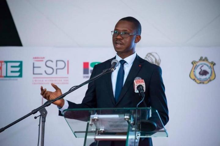 Diabaté Kaladji à la 5è édition du SICI « la parafiscalité est la contribution des plus nantis au moins nantis » Diabaté Kaladji à la 5è édition du SICI « la parafiscalité est la contribution des plus nantis au moins nantis »