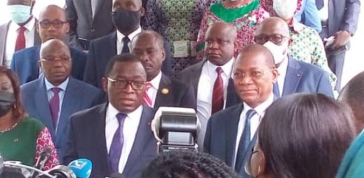 Effondrements d'immeubles à Abidjan, le gouvernement engage les mairies dans la recherche de solution Effondrements d'immeubles à Abidjan, le gouvernement engage les mairies dans la recherche de solution