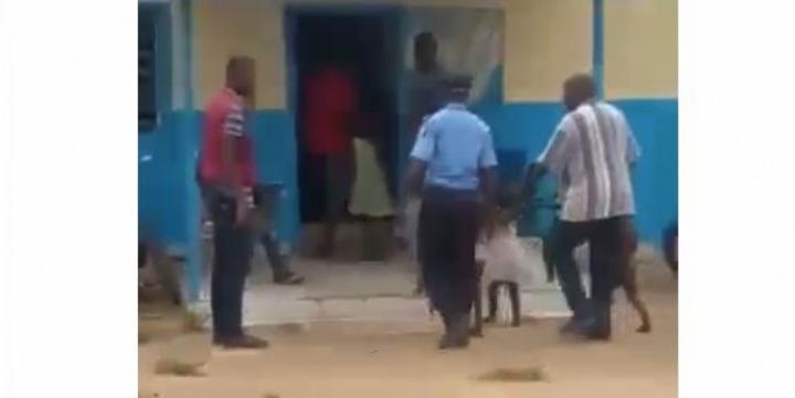 Bonoua, « prétendu » enlèvement des enfants par un Turc, l'affaire confiée au Parquet de Grand-Bassam pour plus d'éclaircissements Bonoua, « prétendu » enlèvement des enfants par un Turc, l'affaire confiée au Parquet de Grand-Bassam pour plus d'éclaircissements