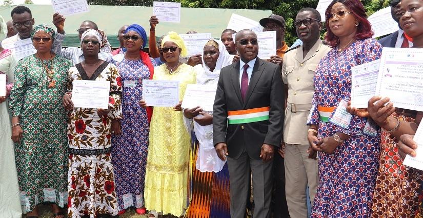 50 millions FCFA octroyés à des associations du Worodougou pour le renforcement de la cohésion sociale 50 millions FCFA octroyés à des associations du Worodougou pour le renforcement de la cohésion sociale