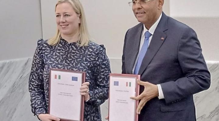 Union Européenne signe 5 conventions dans le cadre du Plan d'actions annuel 2022 d'un montant de 38 milliards de FCFA Union Européenne signe 5 conventions dans le cadre du Plan d'actions annuel 2022 d'un montant de 38 milliards de FCFA