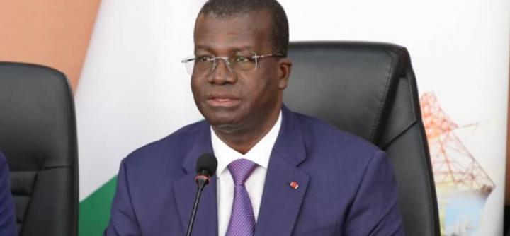 Côte d'Ivoire: Hausse du prix du super de 60 FCFA, le Gouvernement annonce avoir consenti pour le mois d'avril 60 milliards de FCFA pour contenir les cours internationaux du pétrole Côte d'Ivoire: Hausse du prix du super de 60 FCFA, le Gouvernement annonce avoir consenti pour le mois d'avril 60 milliards de FCFA pour contenir les cours internationaux du pétrole