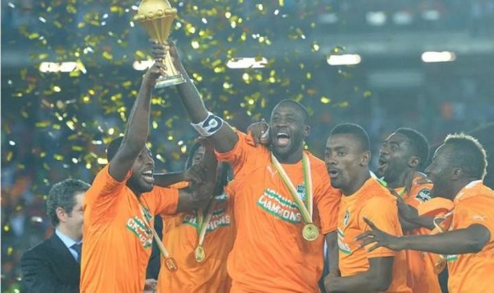 Yaya Touré : « Les politiciens m'ont insulté ; j'ai gagné des titres et beaucoup d'argent, mais non, je ne suis pas heureux » Yaya Touré : « Les politiciens m'ont insulté ; j'ai gagné des titres et beaucoup d'argent, mais non, je ne suis pas heureux »