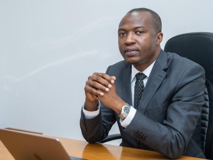 Karim Traoré nommé Directeur de Cabinet du Premier ministre à l'âge de 45 ans en remplacement d'Ahoutou Emmanuel Koffi Karim Traoré nommé Directeur de Cabinet du Premier ministre à l'âge de 45 ans en remplacement d'Ahoutou Emmanuel Koffi