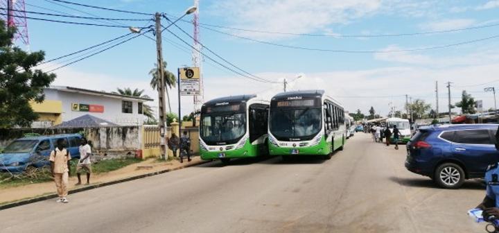 Extension de la SOTRA à Grand-Bassam, deux lignes lancées officiellement aujourd'hui, 25 autobus pour offrir des conditions de confort et de sécurité aux populations Extension de la SOTRA à Grand-Bassam, deux lignes lancées officiellement aujourd'hui, 25 autobus pour offrir des conditions de confort et de sécurité aux populations