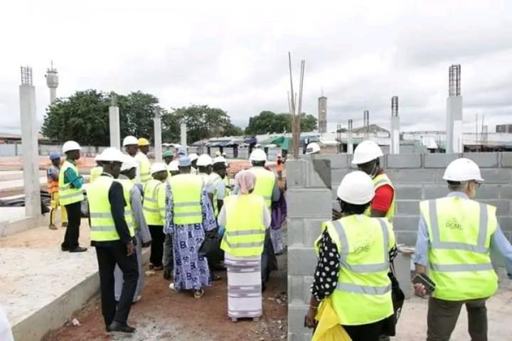 Travaux de construction du Grand Marché de Bouaké, malgré les assurances de la Mairie, des discordes entre des bénéficiaires qui posent des griefs Travaux de construction du Grand Marché de Bouaké, malgré les assurances de la Mairie, des discordes entre des bénéficiaires qui posent des griefs