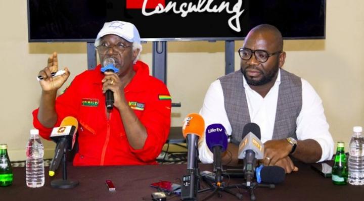 26 ans après son dernier concert, Alpha Blondy veut renouer avec son public Ivoirien et promet de « bondir » sur le Palais des Congrès 26 ans après son dernier concert, Alpha Blondy veut renouer avec son public Ivoirien et promet de « bondir » sur le Palais des Congrès