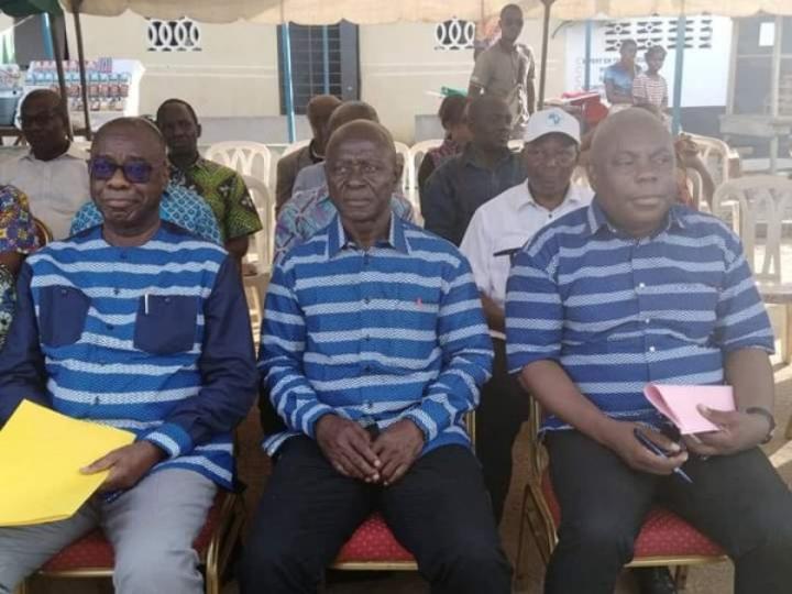 Présidentielles 2025, Emmanuel Monnet aux militants PPA-CI de Yopougon « vous devez combattre pour le retour de Gbagbo au pouvoir » Présidentielles 2025, Emmanuel Monnet aux militants PPA-CI de Yopougon « vous devez combattre pour le retour de Gbagbo au pouvoir »