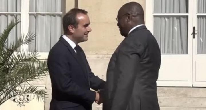 A Paris, Téné Birahima évoque le trafic de drogue avec son homologue et souhaite étendre la coopération militaire avec la France A Paris, Téné Birahima évoque le trafic de drogue avec son homologue et souhaite étendre la coopération militaire avec la France