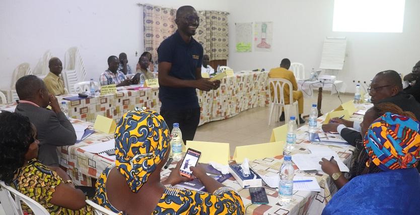Formation et sensibilisation pour l’accès des handicapés à la formation professionnelle et à l’emploi Formation et sensibilisation pour l’accès des handicapés à la formation professionnelle et à l’emploi