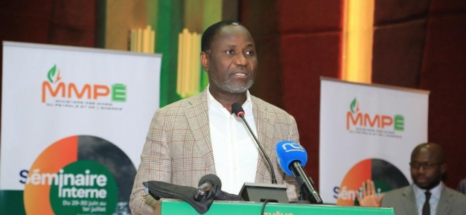 Sangafowa Coulibaly s’engage avec le secteur privé pour l’attractivité des activités minières, pétrolières et énergétiques Sangafowa Coulibaly s’engage avec le secteur privé pour l’attractivité des activités minières, pétrolières et énergétiques