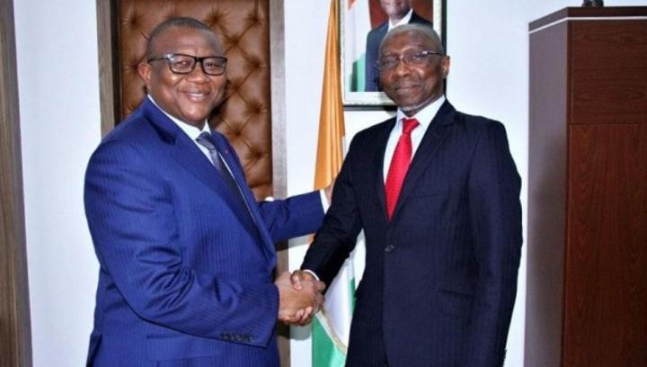 Amadou Coulibaly donne des instructions au DG de l'ASDM de prendre en compte diligemment pour 2022, les préoccupations des éditeurs de presse et des acteurs de l'audiovisuel privé Amadou Coulibaly donne des instructions au DG de l'ASDM de prendre en compte diligemment pour 2022, les préoccupations des éditeurs de presse et des acteurs de l'audiovisuel privé