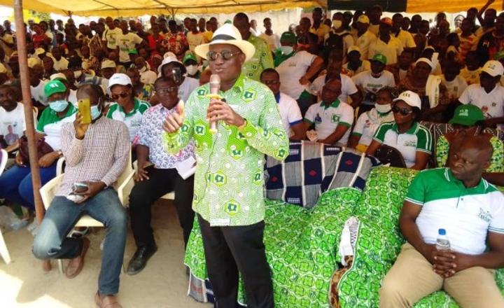 Des militants du PDCI désapprouvent le choix de Mangoua comme candidat pour les législatives partielles à Bodokro Des militants du PDCI désapprouvent le choix de Mangoua comme candidat pour les législatives partielles à Bodokro