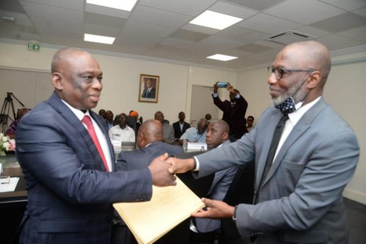 Le collectif des agents de la RTI licenciés en 2012 sollicite la médiation du Ministre de la Réconciliation Nationale Le collectif des agents de la RTI licenciés en 2012 sollicite la médiation du Ministre de la Réconciliation Nationale