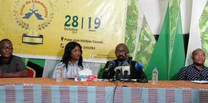 Souleymane Diarassouba, parrain de «Les Oscars des commerçants » pour célébrer et récompenser les meilleurs acteurs dans 10 secteurs d'activités Souleymane Diarassouba, parrain de «Les Oscars des commerçants » pour célébrer et récompenser les meilleurs acteurs dans 10 secteurs d'activités