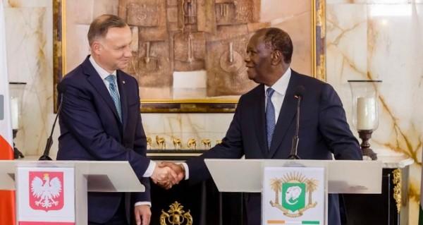 Visite du Président polonais, Ouattara comprend l'Ukraine, mais demande qu'on s'intéresse aussi aux conflits africains Visite du Président polonais, Ouattara comprend l'Ukraine, mais demande qu'on s'intéresse aussi aux conflits africains