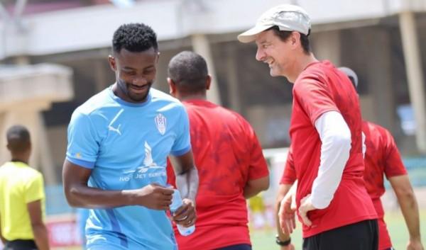 Avant de mettre fin à sa carrière, Salomon Kalou s'offre une dernière pige à l'As arta solar 7 de Djibouti Avant de mettre fin à sa carrière, Salomon Kalou s'offre une dernière pige à l'As arta solar 7 de Djibouti