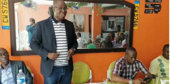 UNJCI, le Président sortant candidat à sa propre succession, rompt le silence, un « adversaire» lui apporte son soutien UNJCI, le Président sortant candidat à sa propre succession, rompt le silence, un « adversaire» lui apporte son soutien