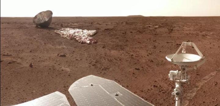 De l’eau liquide «récente» sur Mars : la découverte surprenante d’un robot chinois.