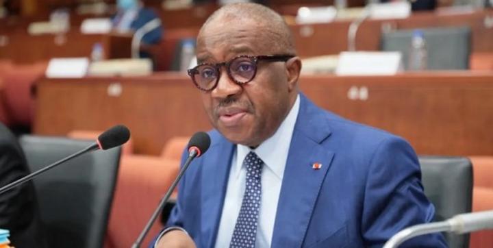 Côte d'Ivoire : La CAGICT du Sénat adopte à l'unanimité le projet de loi relatif à l'absence et à la disparition présenté par Sansan Kambilé Côte d'Ivoire : La CAGICT du Sénat adopte à l'unanimité le projet de loi relatif à l'absence et à la disparition présenté par Sansan Kambilé