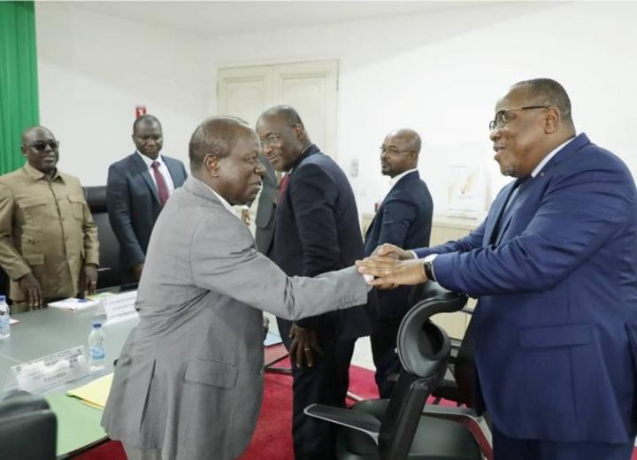 Révision de la liste électorale, Kuibiert Coulibaly échange avec une délégation du PDCI-RDA conduite par Guikahué Révision de la liste électorale, Kuibiert Coulibaly échange avec une délégation du PDCI-RDA conduite par Guikahué