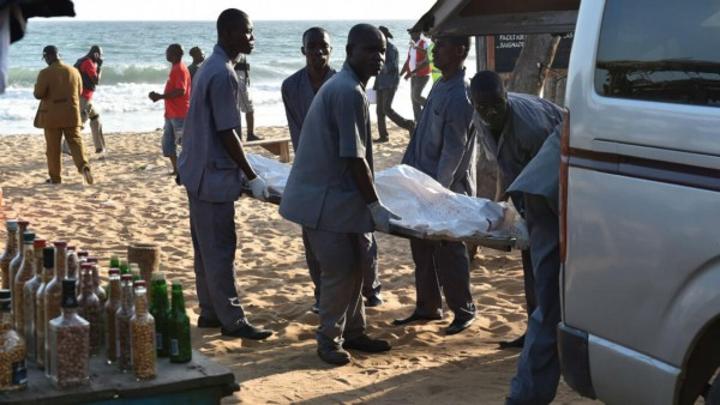Attaque de Grand-Bassam, un père demande 100 millions de FCFA comme indemnisation pour la mort de son fils de 30 ans Attaque de Grand-Bassam, un père demande 100 millions de FCFA comme indemnisation pour la mort de son fils de 30 ans