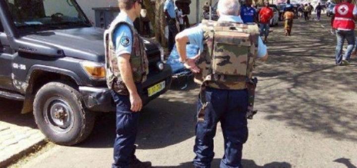 Procès de l'attentat de Bassam, un témoin raconte : « j'ai vu sous mes yeux, un assaillant abattre un enfant » Procès de l'attentat de Bassam, un témoin raconte : « j'ai vu sous mes yeux, un assaillant abattre un enfant »