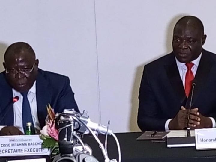 Ancien cadre et porte-parole du PDCI, Basile Gouali Dodo dépose ses valises au RHDP et martèle « je suis venu pour aider le président Alassane Ouattara » Ancien cadre et porte-parole du PDCI, Basile Gouali Dodo dépose ses valises au RHDP et martèle « je suis venu pour aider le président Alassane Ouattara »