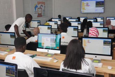 Selon un rapport, l’Afrique a besoin de former 650 millions de personnes aux compétences numériques d’ici 2030 Selon un rapport, l’Afrique a besoin de former 650 millions de personnes aux compétences numériques d’ici 2030