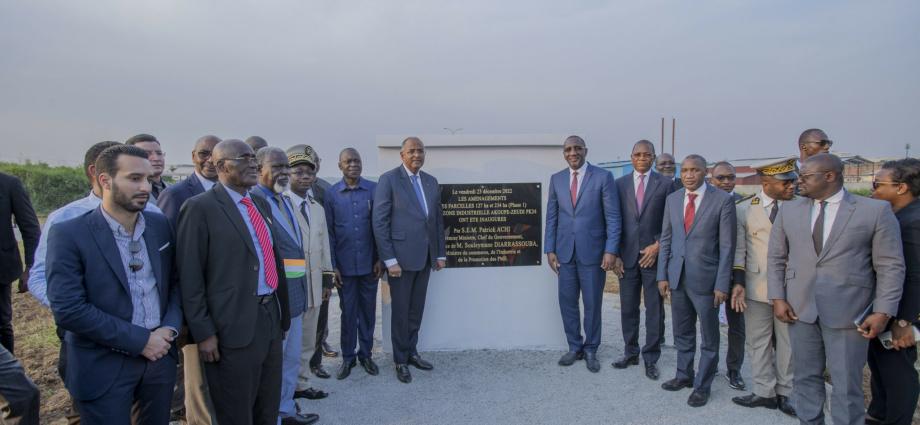 Patrick Achi appelle les investisseurs à profiter des “innombrables opportunités d’investissements” en Côte d’Ivoire Patrick Achi appelle les investisseurs à profiter des “innombrables opportunités d’investissements” en Côte d’Ivoire