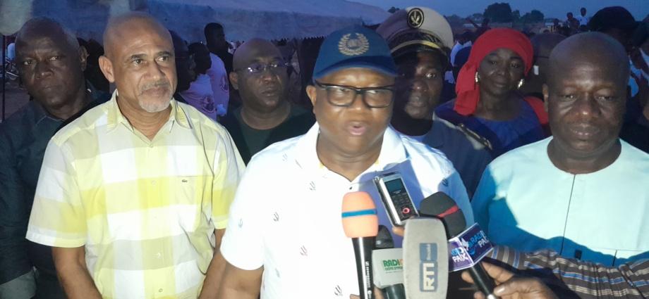 Le ministre Amadou Coulibaly appelle la jeunesse de Niakara à soutenir les actions du chef de l’Etat Le ministre Amadou Coulibaly appelle la jeunesse de Niakara à soutenir les actions du chef de l’Etat