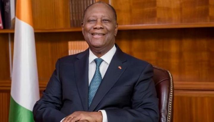 Côte d'Ivoire : Ouattara tient sa promesse, le paiement du 1/3 du salaire mensuel indiciaire de base de décembre des fonctionnaires et agents de l'Etat a démarré, 23 milliards virés dans les banques Côte d'Ivoire : Ouattara tient sa promesse, le paiement du 1/3 du salaire mensuel indiciaire de base de décembre des fonctionnaires et agents de l'Etat a démarré, 23 milliards virés dans les banques