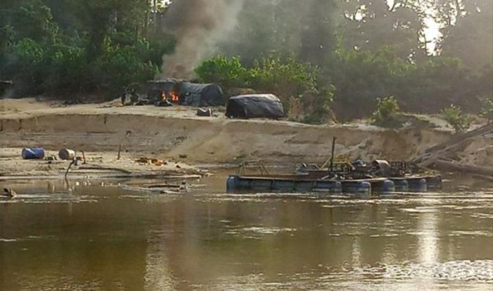 Orpaillage illégal, plusieurs sites et du matériel détruits dans les régions du Tonpki, Hambol et Kabadougou Orpaillage illégal, plusieurs sites et du matériel détruits dans les régions du Tonpki, Hambol et Kabadougou