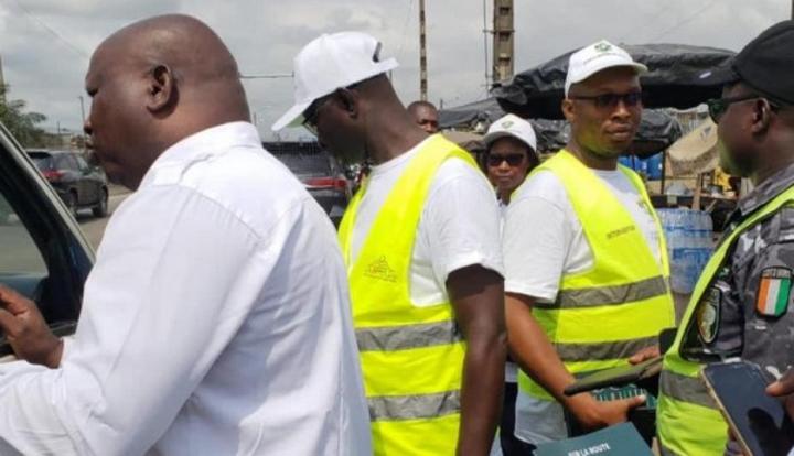 Semaine de la sécurité routière, l'OSER dans plusieurs communes d'Abidjan et de l'intérieur du pays pour sensibiliser les automobilistes Semaine de la sécurité routière, l'OSER dans plusieurs communes d'Abidjan et de l'intérieur du pays pour sensibiliser les automobilistes