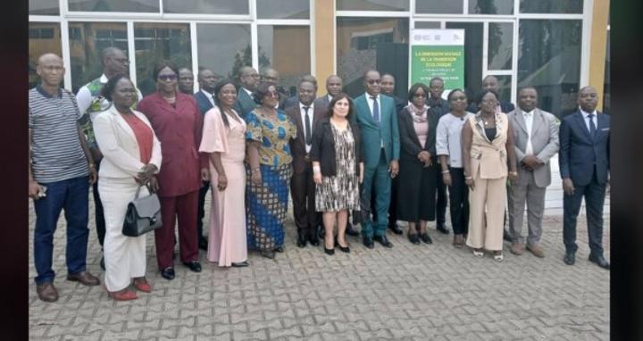 La dimension sociale de la transition écologique, au cœur d'un atelier initié par l'Organisation Internationale du Travail (OIT) à Yamoussoukro La dimension sociale de la transition écologique, au cœur d'un atelier initié par l'Organisation Internationale du Travail (OIT) à Yamoussoukro