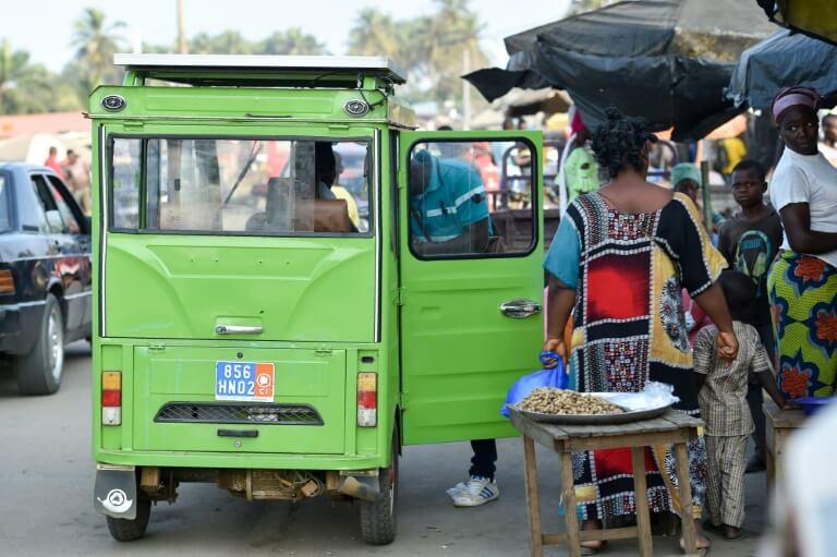 65% des morts sur les routes en Côte-d’Ivoire sont les piétons et conducteurs d’engins à 2 ou 3 roues 65% des morts sur les routes en Côte-d’Ivoire sont les piétons et conducteurs d’engins à 2 ou 3 roues