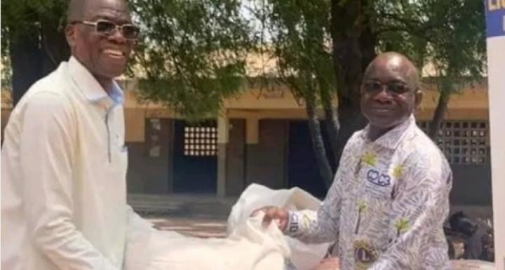 Bouaké, plus de 100 élèves de CM2 abandonnent l'école par manque de nourriture, révèle un enseignant Bouaké, plus de 100 élèves de CM2 abandonnent l'école par manque de nourriture, révèle un enseignant
