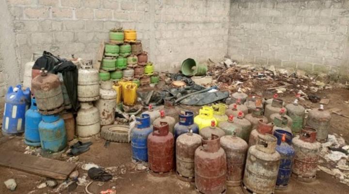 Transvasement illégal du gaz butane, 7341 bouteilles saisies entre février et mars, 14 trafiquants mis aux arrêts grâce au contrôle de la DGH Transvasement illégal du gaz butane, 7341 bouteilles saisies entre février et mars, 14 trafiquants mis aux arrêts grâce au contrôle de la DGH