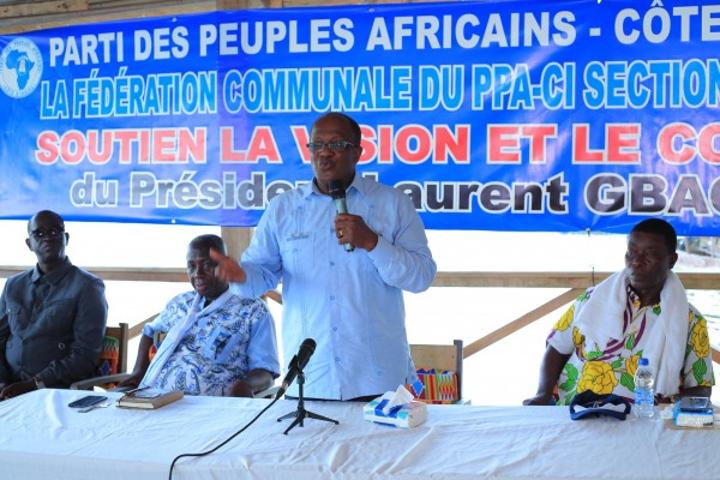 Armand Ouégnin aux populations d'Assinie « le plus noble combat est le retour au pouvoir du président Gbagbo en 2025 »