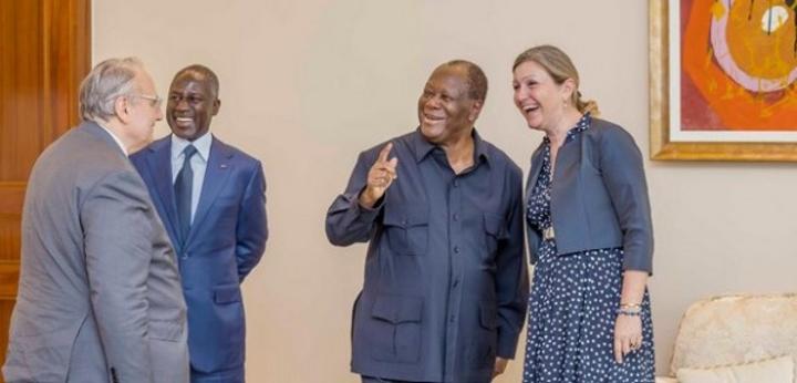 La présidente de l'Assemblée nationale française s'offre une bouffée d'oxygène à Abidjan, elle est reçue par le Président Ouattara La présidente de l'Assemblée nationale française s'offre une bouffée d'oxygène à Abidjan, elle est reçue par le Président Ouattara