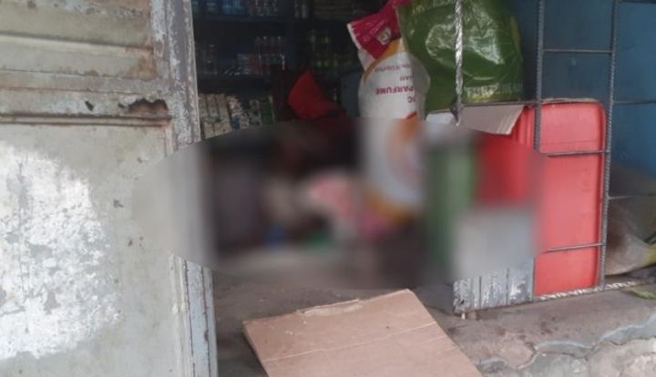 Bouaké, il poignarde mortellement l'un des deux malfrats venus cambrioler sa boutique avec un pistolet Bouaké, il poignarde mortellement l'un des deux malfrats venus cambrioler sa boutique avec un pistolet