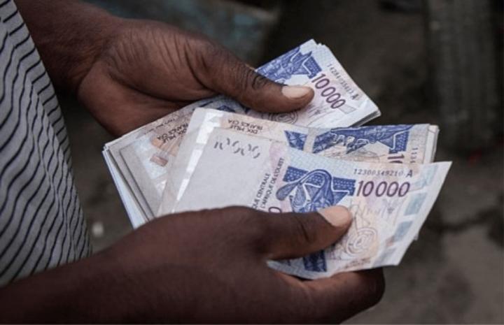 Rappel sur la circulation des billets de Banque dans l'espace UMOA et mise en garde contre tout refus d'acceptation d'un billet ou d'une pièce ayant cours légal Rappel sur la circulation des billets de Banque dans l'espace UMOA et mise en garde contre tout refus d'acceptation d'un billet ou d'une pièce ayant cours légal