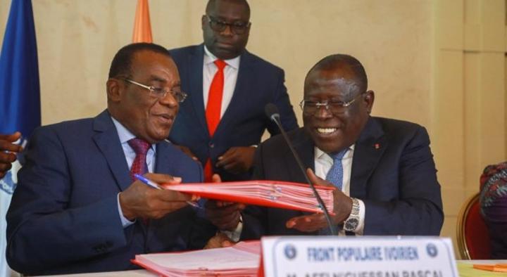 Faute d'alliance, Pascal Affi N'Guessan signe un partenariat avec le RHDP puis explique que : « Le pouvoir n'est pas un restaurant » Faute d'alliance, Pascal Affi N'Guessan signe un partenariat avec le RHDP puis explique que : « Le pouvoir n'est pas un restaurant »